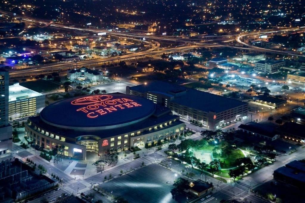 Luxe Getaway Astros Nrg Galleria Apartment Houston Ngoại thất bức ảnh